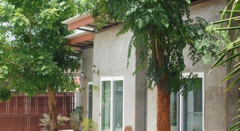 Maesai Holic Lodge Mae Sai Exterior photo